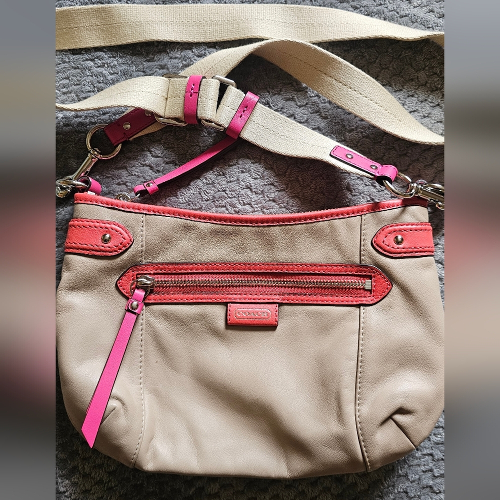 Coach Spring Leather Crossbody - Tan And Coral+Pink